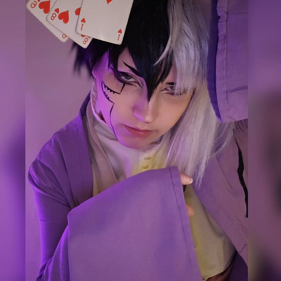 🃏В конце концов, я самый поверхностный человек на Земле🪄 Персонаж: Гэн Асагири Из: Dr Stone Косплей: сделан своими руками (vinted) Я так счастлив, это один из м