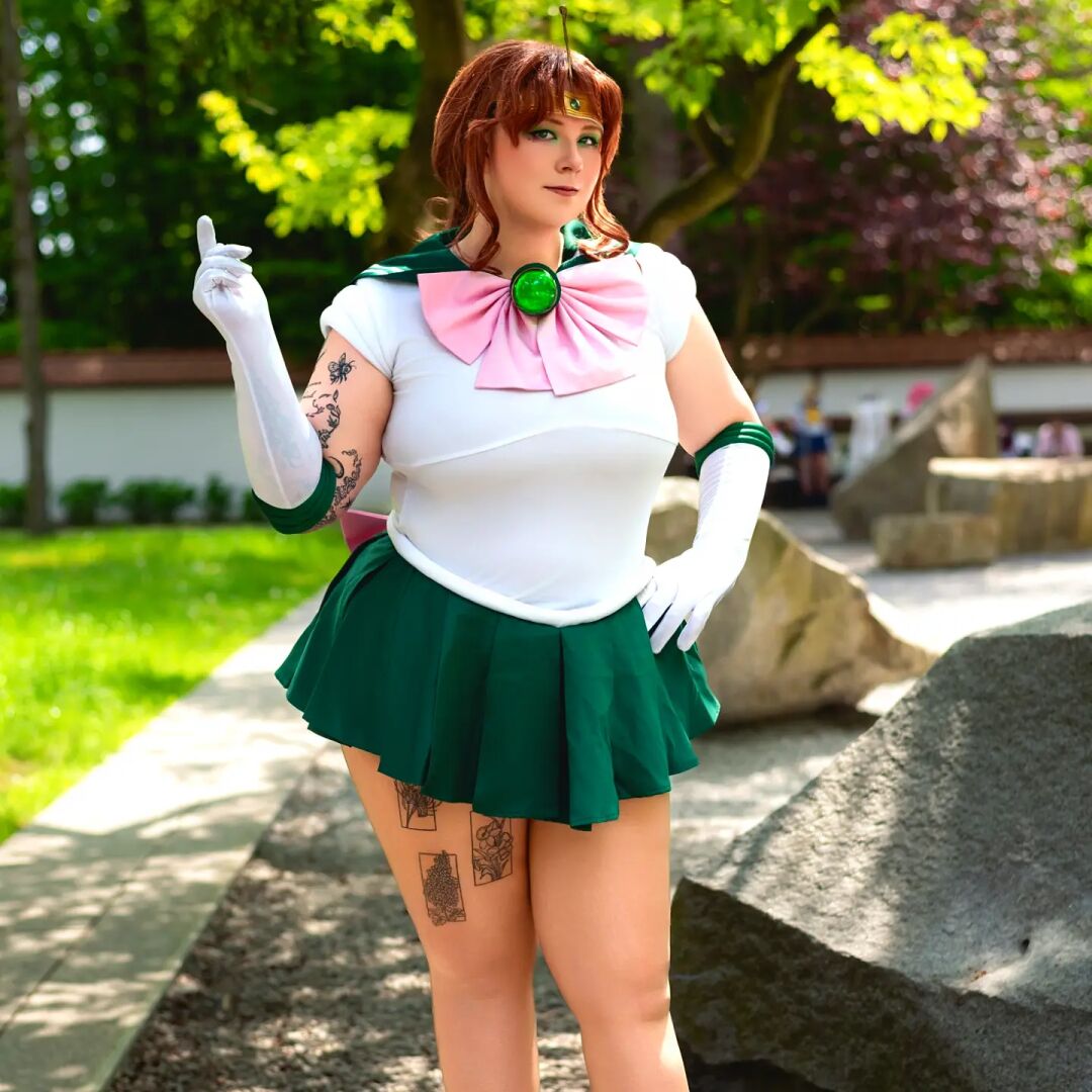 ______________________________________________________________ 💚💚💚💚💚💚💚💚💚💚💚💚💚💚💚💚💚💚 #СейлорЮпитер by @rainroxycosplay Photo & Edit by @yuugen.photography #сейлорм