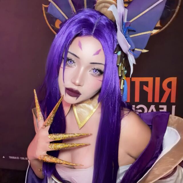 Вот несколько фото моего косплея Кассиопеи SB на EWC 💜 @ewc_fr Спасибо @nekomancier за то, что одолж
