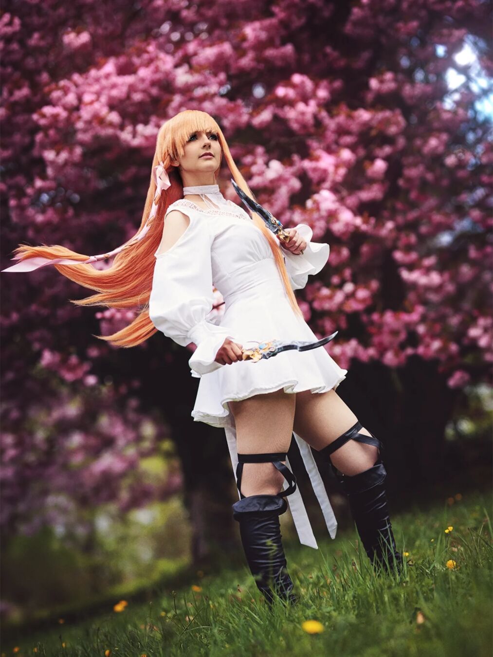 "... 𝓞𝓷𝓮 𝓫𝓻𝓲𝓷𝓰𝓼 𝓽𝓱𝓮 𝓛𝓲𝓰𝓱𝓽." 🤍 Прошу простить это срочное сообщение, но ОРАКУЛ СВЕТА ПРИБЫЛ!!!! И это стало возможным только благодаря усердной работе @sayren_ki