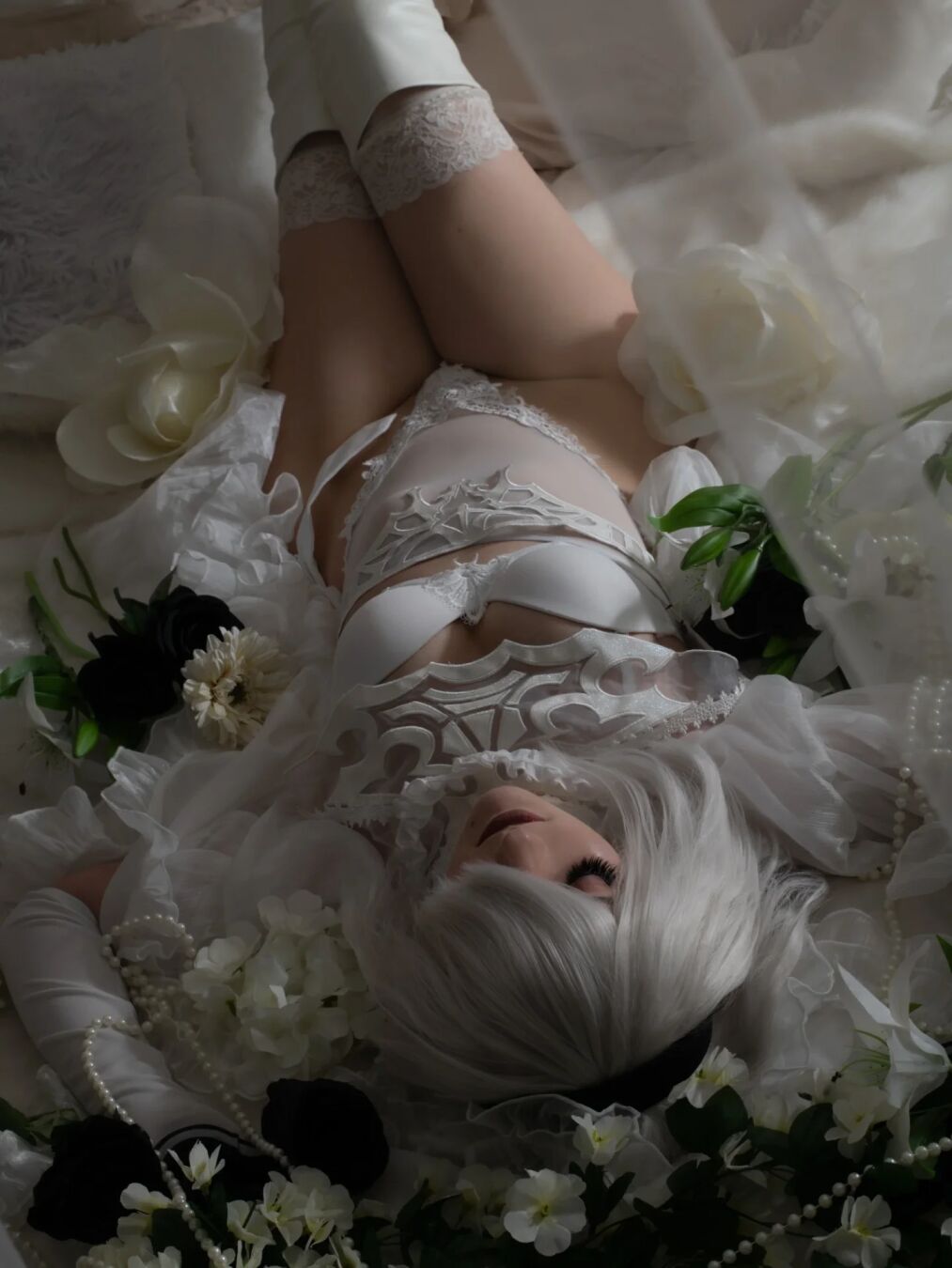 𝓤𝓭𝓮𝓻𝓴𝓲 𝓴𝓹𝓸𝓭𝓵𝓮 𝓶𝓸𝓲𝓼𝓴, 𝓿𝓼ё 𝓯ё еще 𝓷 𝓶𝓸𝓴 𝓼𝓷𝓹? Кхм, вот как оно должно выглядеть по-русски: Держи меня крепко рядом с собой, я всё ещё мечтаю 🤍 Возвращаюсь к съёмке