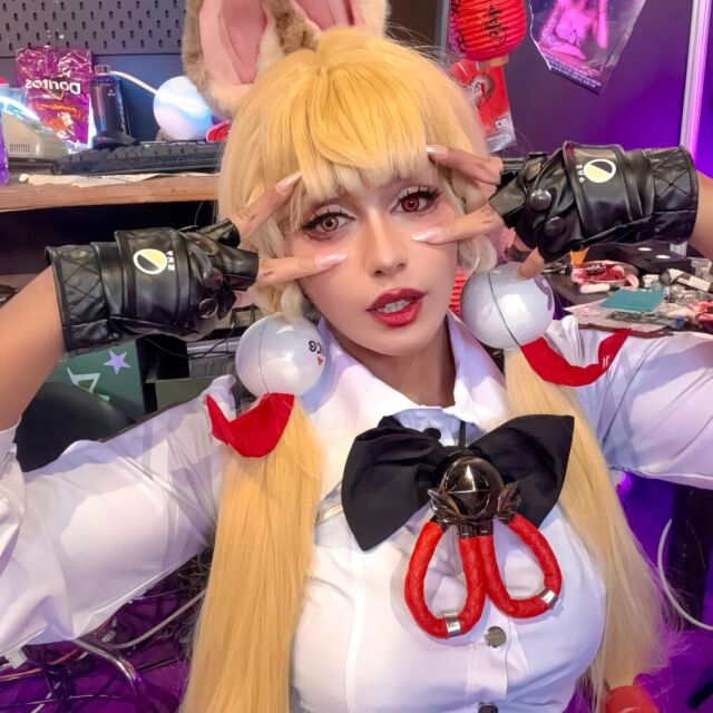Alice Thymefield 🐰 . . Декор: @lenseodyssey.studio Косплей: @uwowo.cosplay . . #косплеергерл #zenles