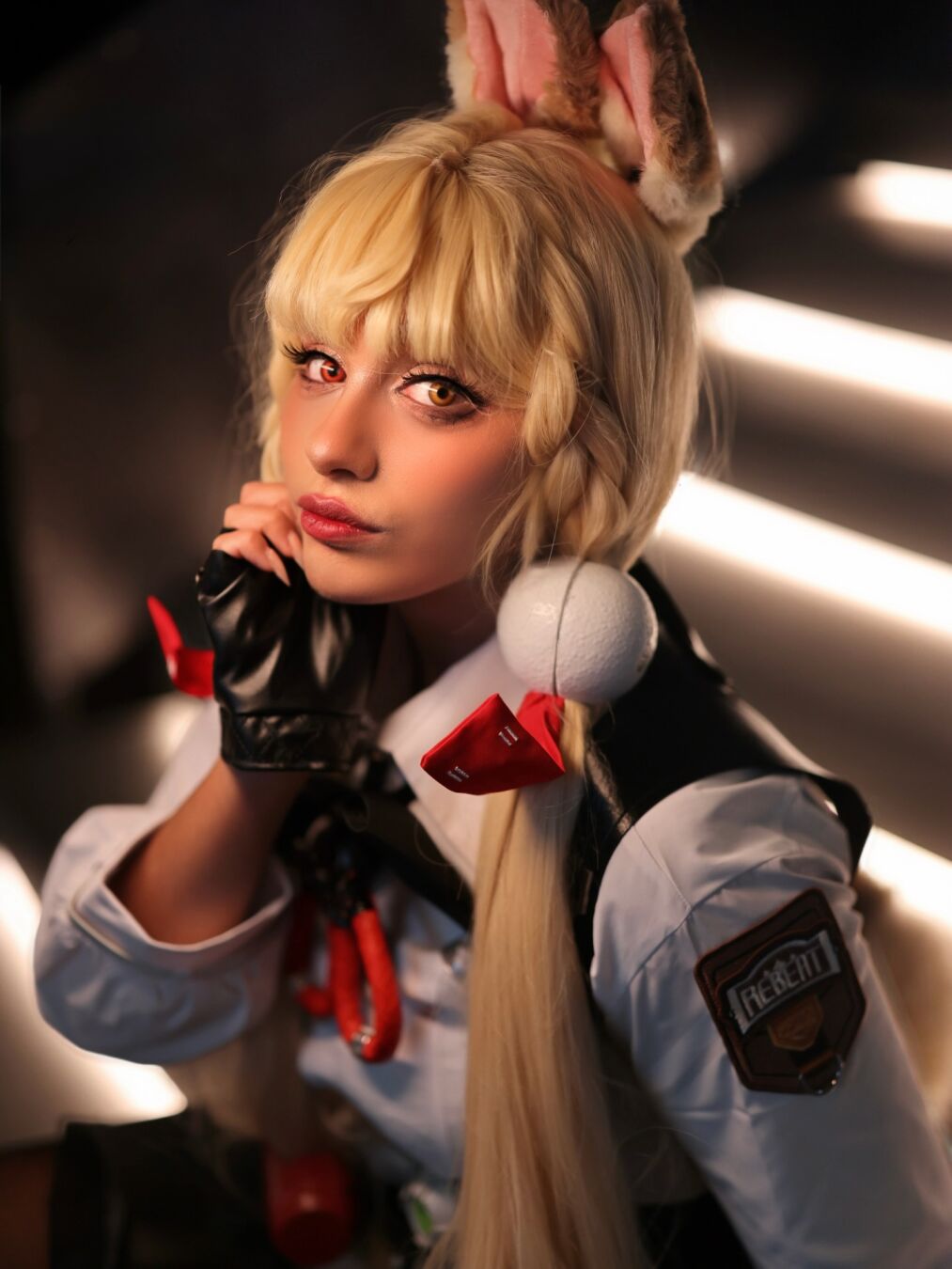Alice Thymefield 🐰💕 . . Фото от @fumo_graphy . . . #zenlesszonezero #alicethymefield #zzzcosplay #zenlesszonezerocosplay #alicecosplay cosplaygirl hoyoverse Yuz
