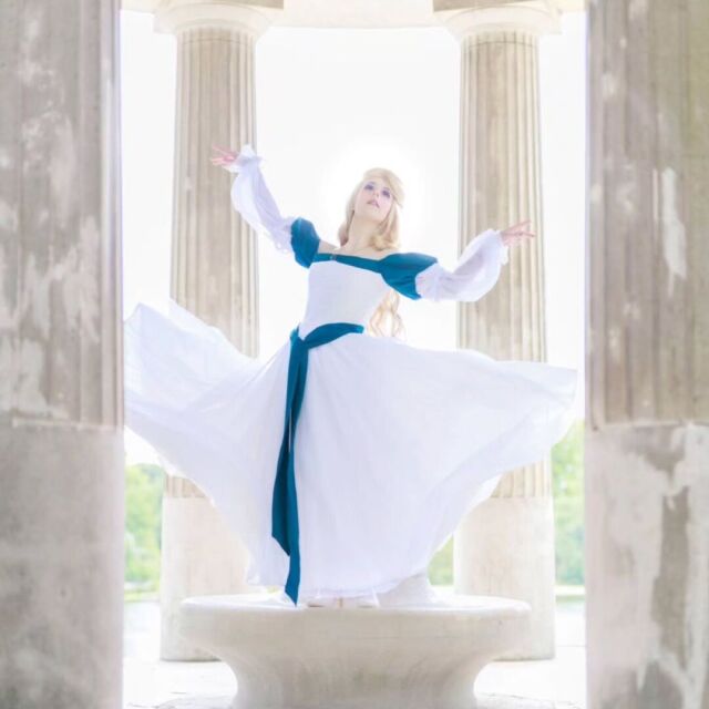 @nico_landrean снова сотворил волшебство! ✨️📸🦢🩰 ~ В неоклассическом павильоне над сверкающим озером 