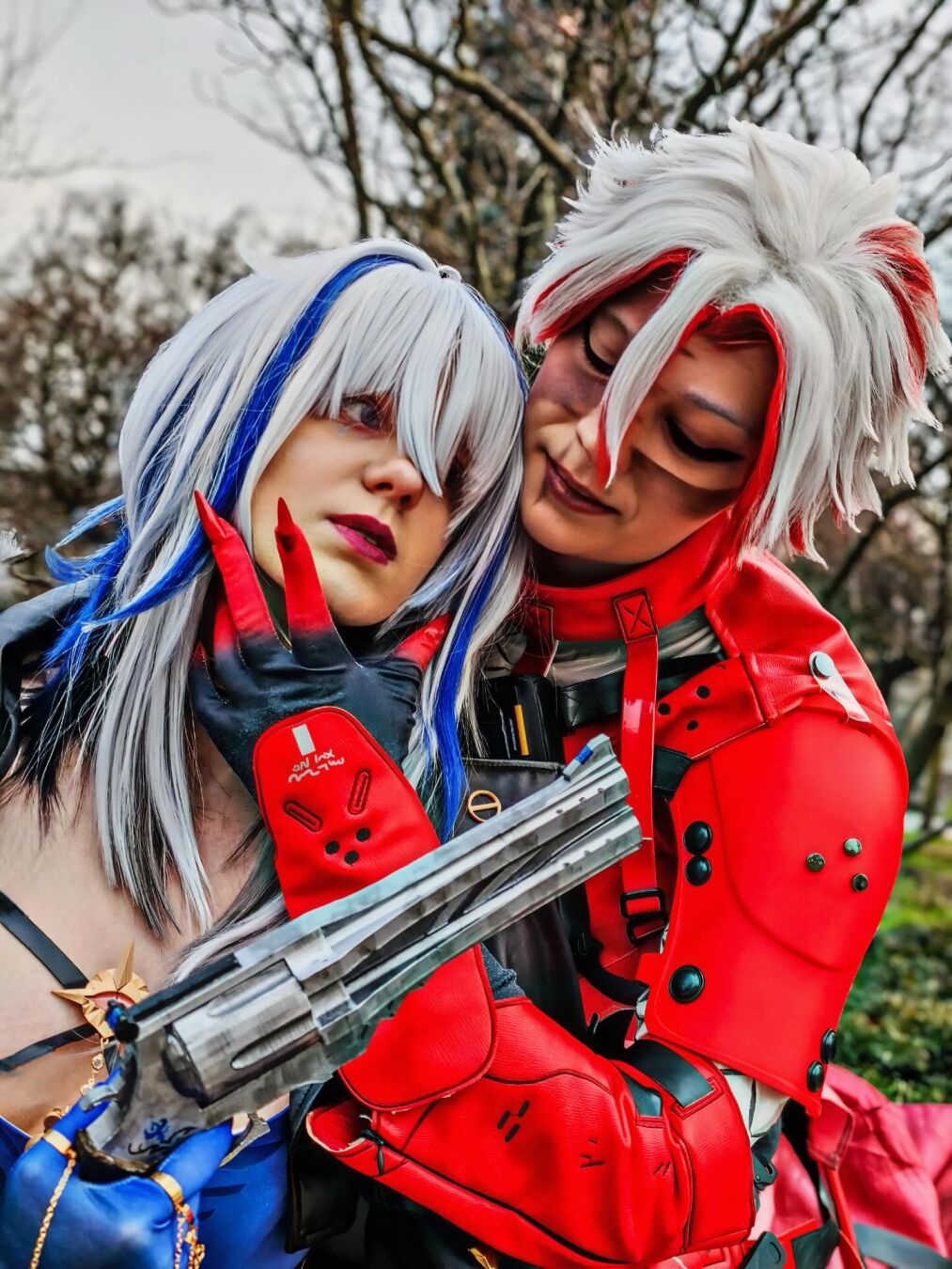 Это не отношения Это оружие🩸🔪 Гальбрена: @idrise_e Скар: @kurai_no_yume Фото: @chleb_foto Тэги: #скарwutheringwaves #гальбренаwutheringwaves #косплей #wuthering