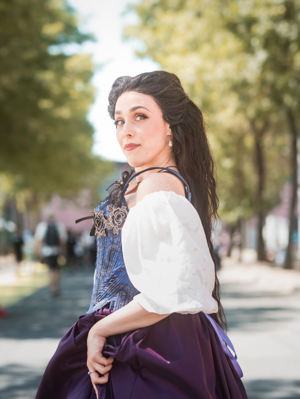 « 𝓢𝓴𝓸𝓻𝓸 𝓾 𝓶𝓮𝓷𝓯 𝓫𝓾𝓭𝓲𝓲𝓾𝓯 𝓲𝓵 𝓹𝓾𝓮𝓪 𝓶𝓲𝓮 𝓼𝓲𝓿𝓪... » Ой, простите, вот нормально: « 𝓤 𝓶𝓮𝓷𝓯 𝓫𝓾𝓭𝓲𝓲𝓸 𝓹𝓪 » Хм, давайте я адаптирую фразу правильно: « 𝓔𝓵𝓲 𝓾 𝓲𝓲... » Извините